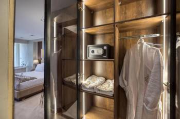 Suite Queen con Vasca Spa11