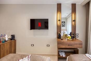 Standard Twin Room6